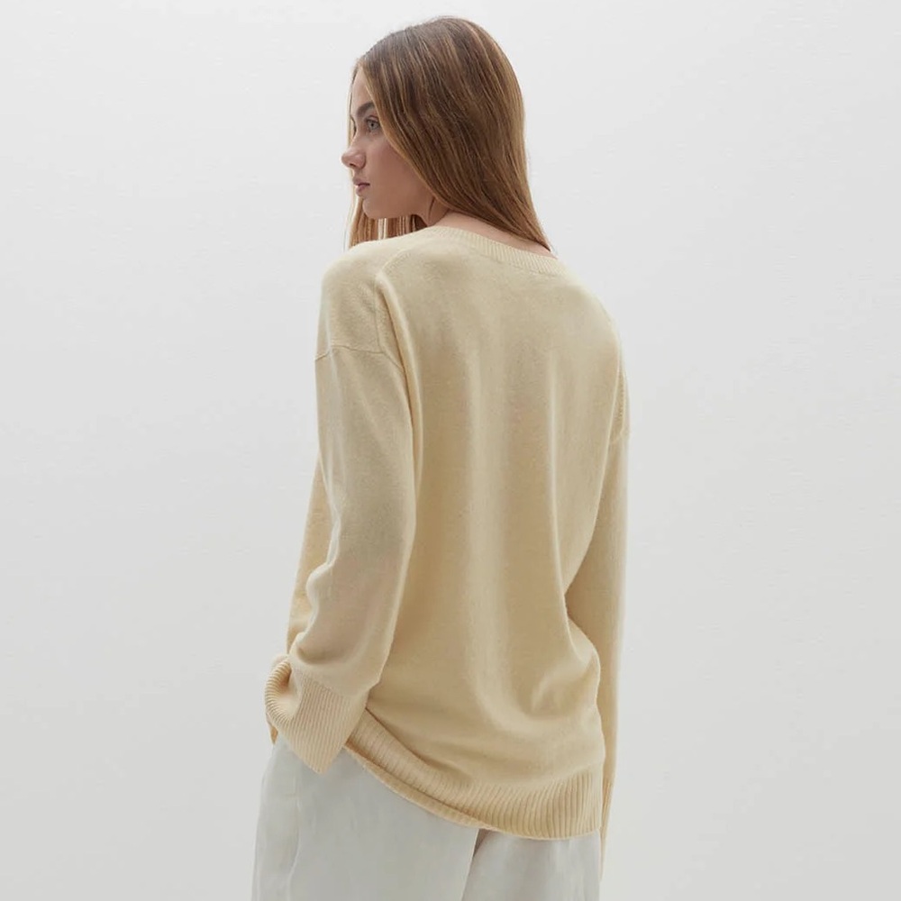 Naked Cashmere Viola yellow cashmere v-neck sweater in size XS